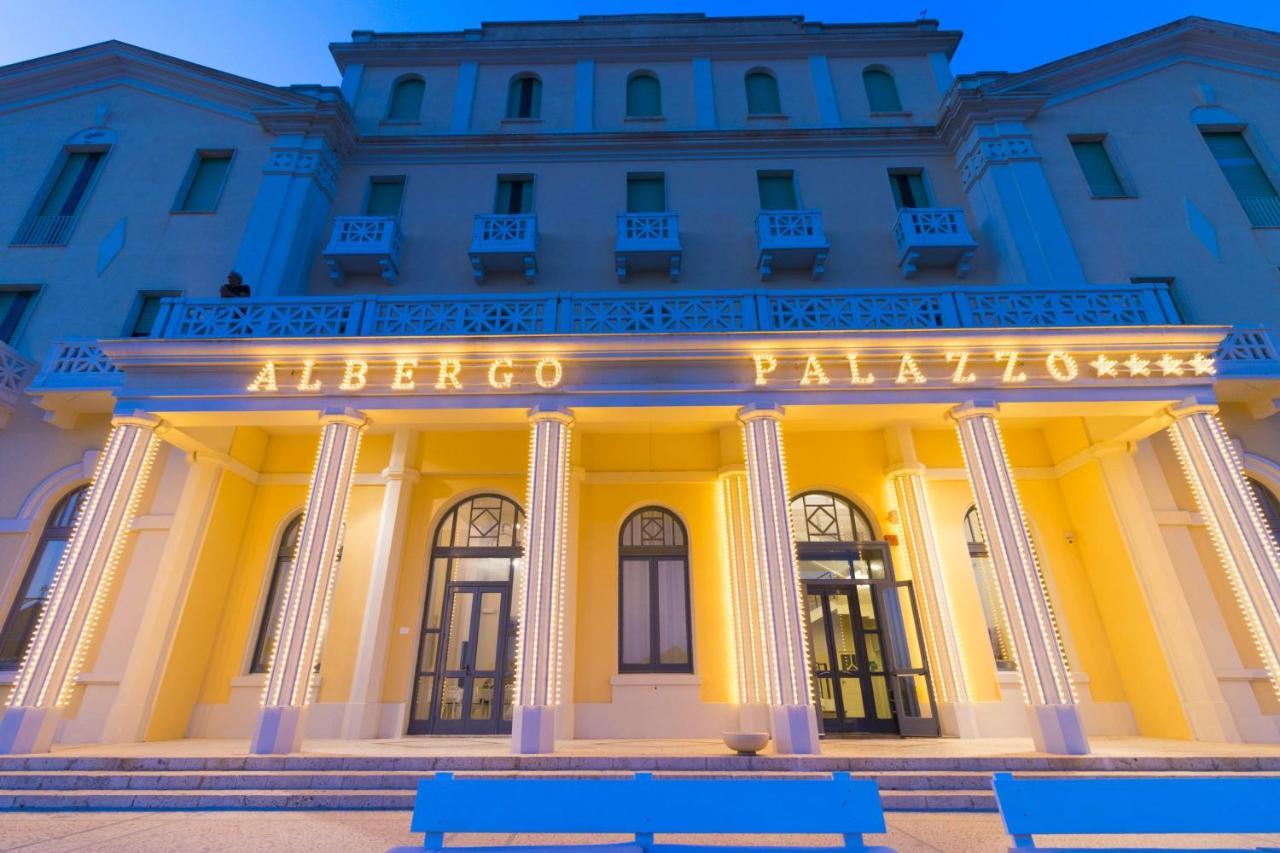 Albergo Palazzo Санта-Чезареа-Терме Екстер'єр фото